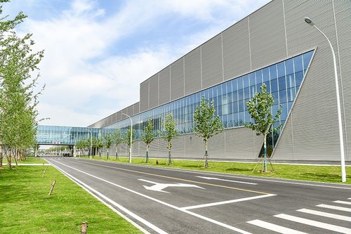 当蔚来合肥工厂响起交响乐,我便觉得这家车企不简单